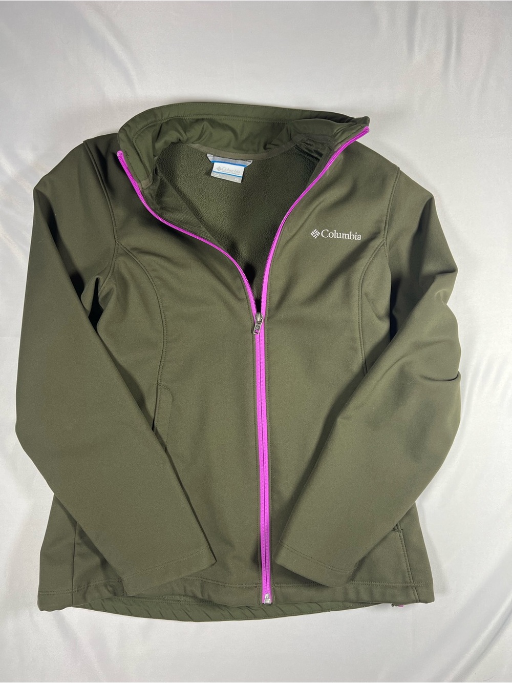 Columbia Olive Green Softshell Jacket with Pink Trim